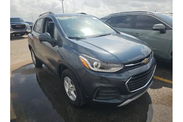 $17199 : Chevrolet Trax 2022 AWD LT 4 image 3