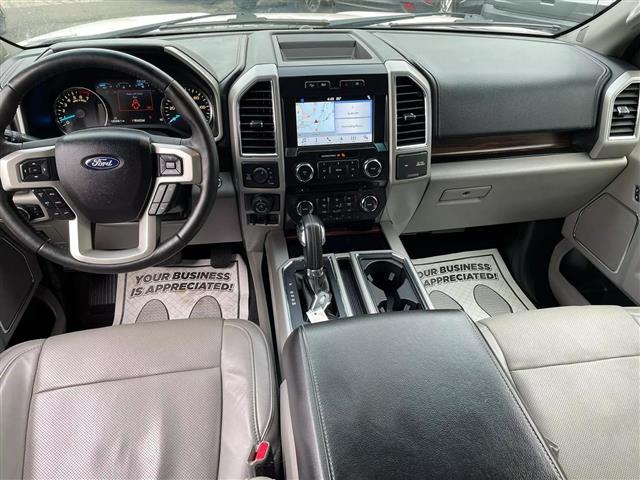 $22900 : 2017 FORD F150 SUPERCREW CAB2 image 8