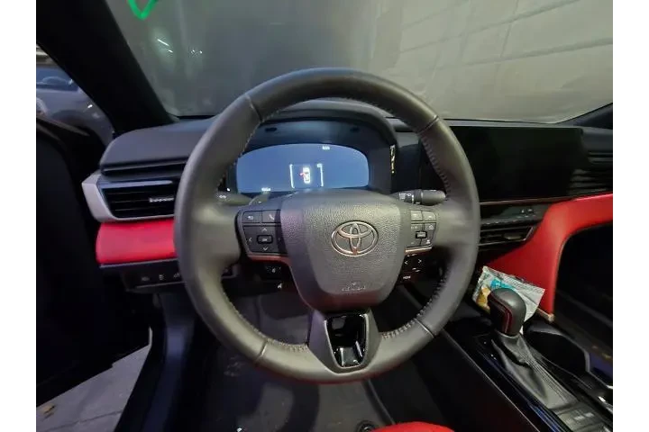 $35900 : Toyota Camry 2025 XSE 4dr Se image 8