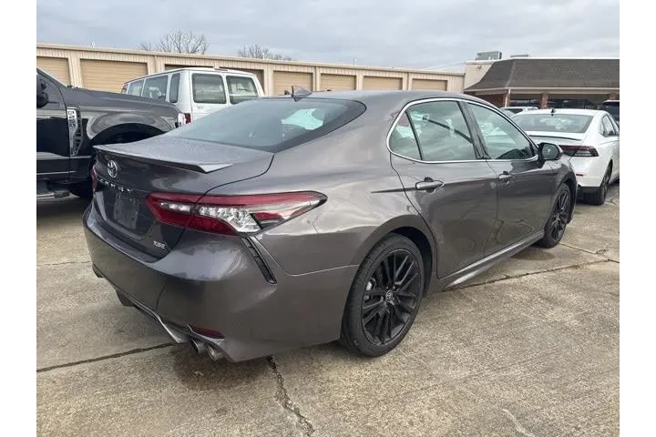 $30000 : Toyota Camry 2024 XSE 4dr Se image 2