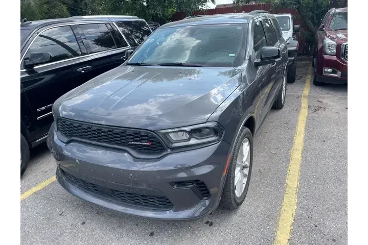 $28995 : Dodge Durango 2024 AWD GT 4d image 2