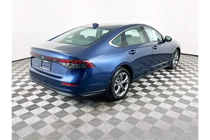 $25600 : Honda Accord 2024 EX 4dr Sed image 7