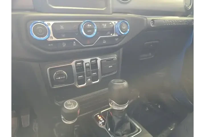 $27200 : Jeep Wrangler Unlimited 2022 image 9