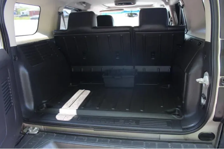 2007 HUMMER H3 Luxury image 10