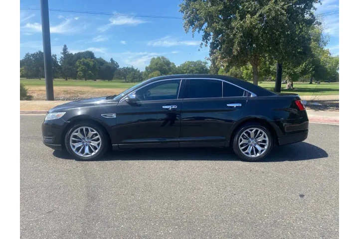 $9495 : 2013 Taurus Limited image 5
