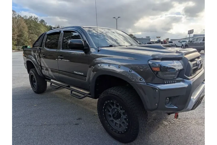 $17991 : Toyota Tacoma 2013 4x2 PreRu image 4