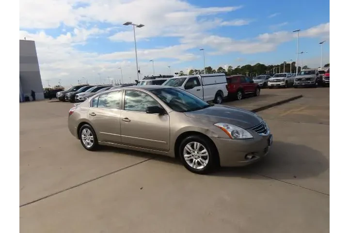 $7999 : Nissan Altima 2012 2.5 S 4dr image 7