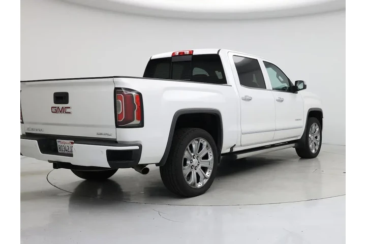 $32998 : GMC Sierra 1500 2018 4x4 Den image 8