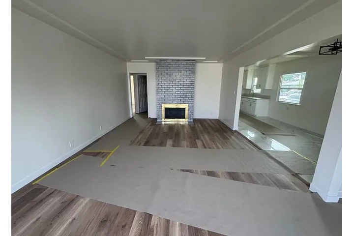 $2200 : South Gate. 105, 710, and 605 image 1