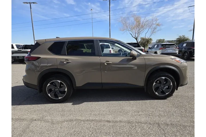 $26249 : Nissan Rogue 2025 AWD SV 4dr image 4