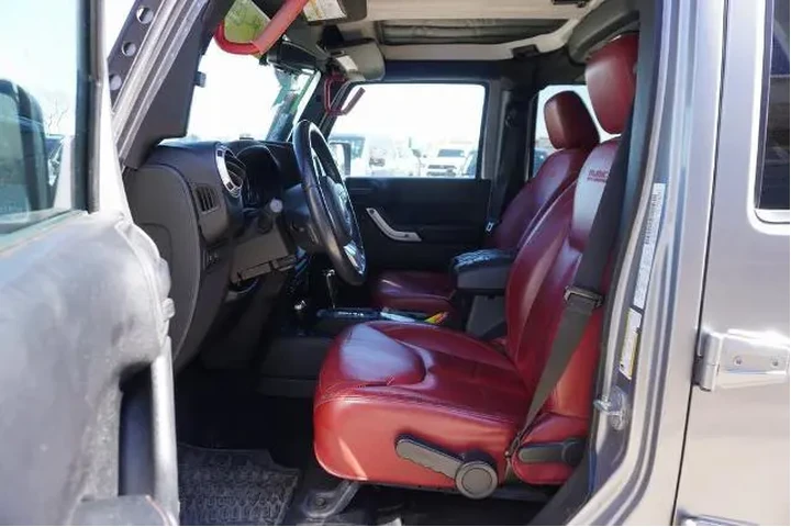 $12988 : Jeep Wrangler Unlimited 2013 image 7