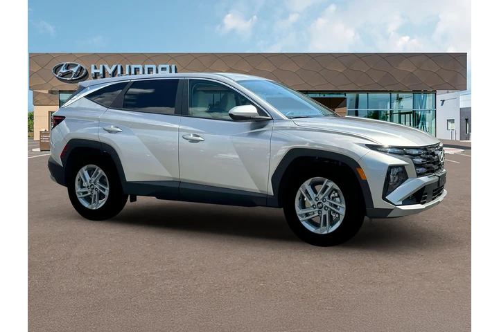 $27525 : Hyundai TUCSON 2025 SE 4dr S image 10