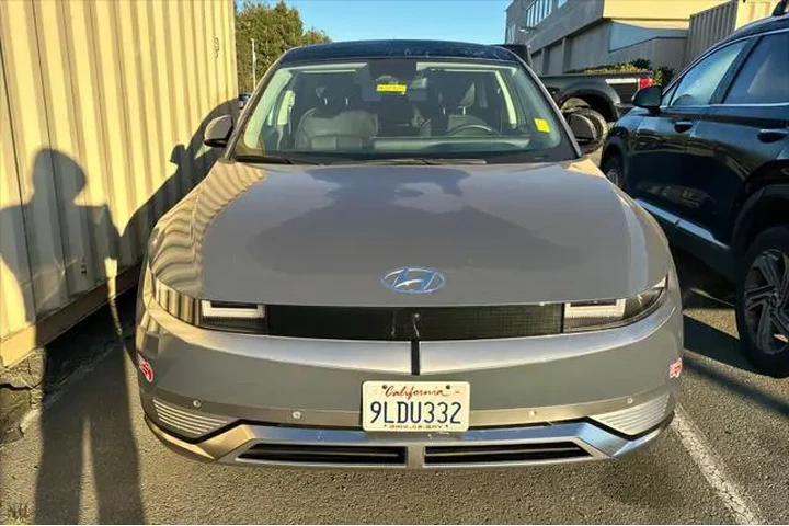 $28990 : Hyundai IONIQ 5 2024 Limited image 3