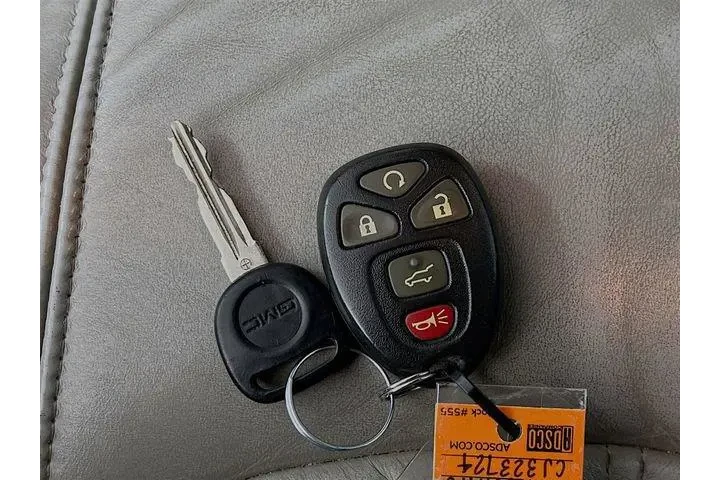 $10975 : GMC Acadia 2012 AWD SLT-1 4d image 9