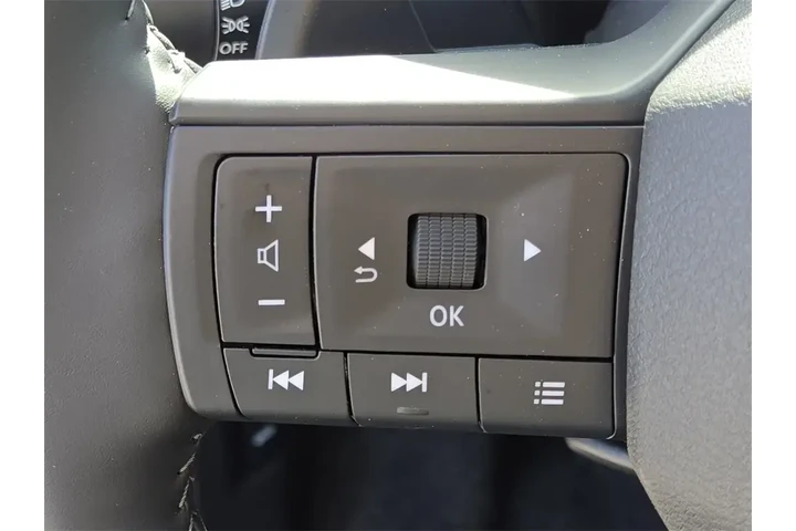 $26249 : Nissan Rogue 2025 AWD SV 4dr image 10