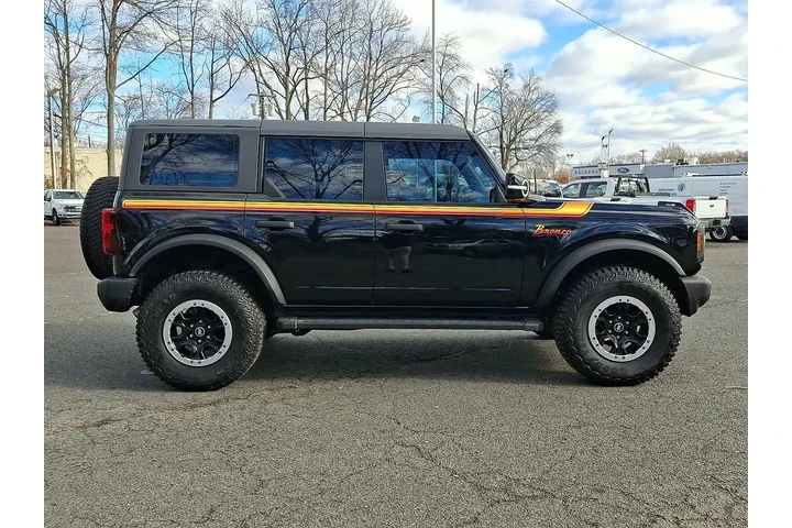 $39995 : Ford Bronco 2023 4x4 Outer B image 8