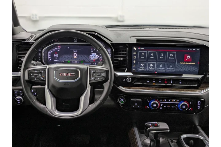 $45990 : Pre-Owned 2024 Sierra 1500 El image 10