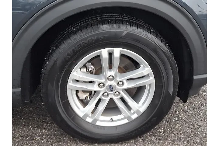 $33997 : Ford Explorer 2023 AWD XLT 4 image 8