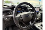 $16991 : Ford Explorer 2020 AWD XLT 4 thumbnail