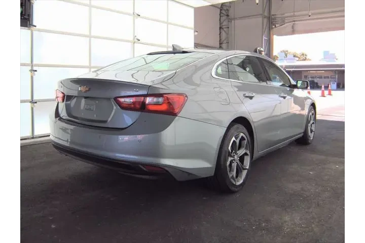 $22222 : Chevrolet Malibu 2024 LT 4dr image 4