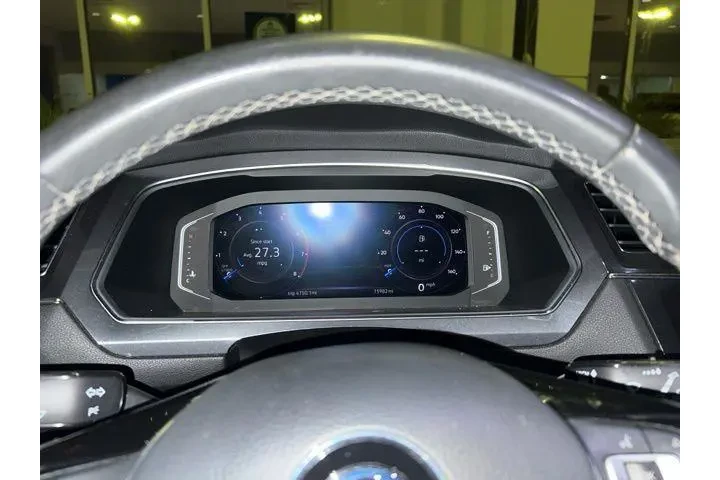 $16649 : Volkswagen Tiguan 2020 SE 4d image 10