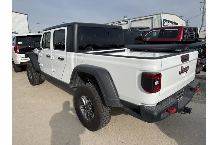 $32988 : Jeep Gladiator 2020 4x4 Laun image 9