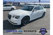 Chrysler 300 2023 S V6 4dr S en Phoenix