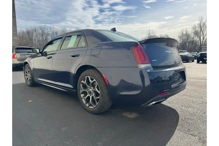 $16494 : Chrysler 300 2017 AWD S 4dr image 7