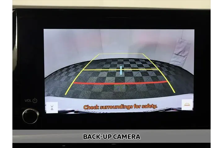 $25893 : Toyota Camry 2025 SE 4dr Sed image 5