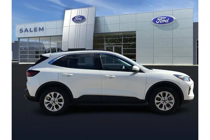 $25495 : Ford Escape 2023 AWD Active image 2