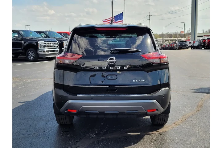 $26597 : Nissan Rogue 2023 AWD SL 4dr image 5