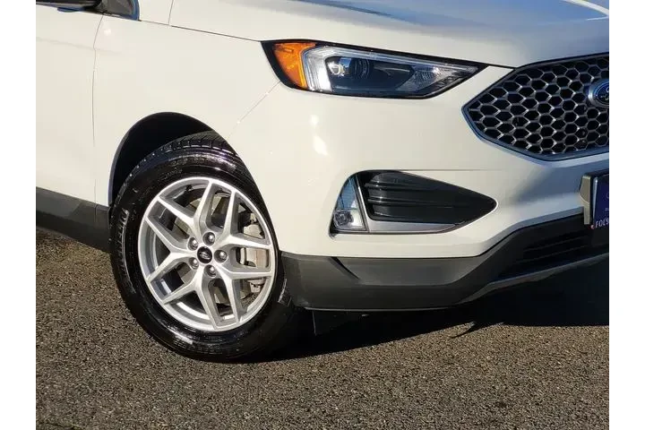 $23218 : Ford Edge 2023 AWD SEL 4dr C image 6