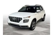 $17184 : Hyundai VENUE 2025 SEL 4dr C thumbnail