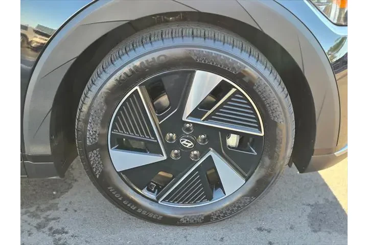 $32495 : Hyundai IONIQ 5 2025 SEL 4dr image 7