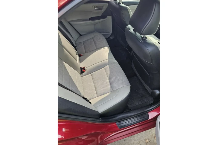 $3800 : Toyota Camry 2015 image 7