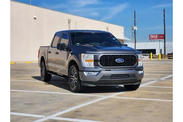 $33880 : Ford F-150 2022 4x2 XLT 4dr image 3