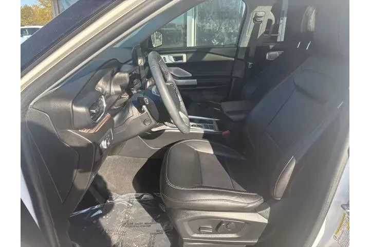 Ford Explorer 2022 Limited 4 image 10