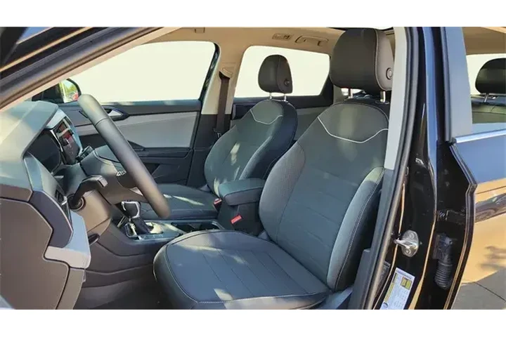 $23352 : Volkswagen Taos 2024 SE 4dr image 10