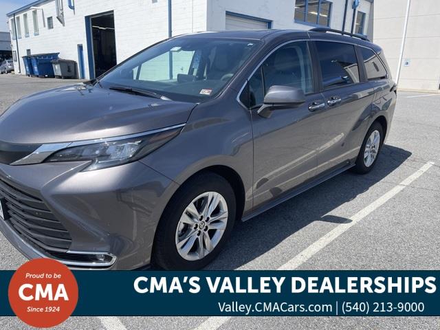 $49998 : PRE-OWNED 2024 TOYOTA SIENNA image 1