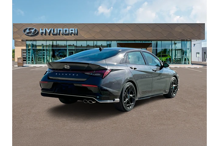 $25655 : Hyundai ELANTRA 2025 N Line image 7