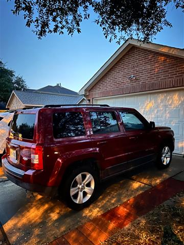 $6000 : sale jeep patriot image 2