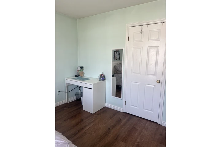 $760 : CUARTO CASA FAMILIAR/LAWNDALE image 5