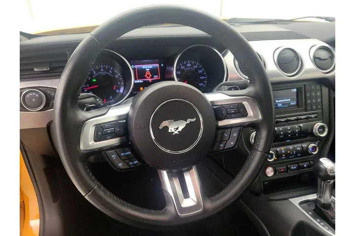 $31998 : Ford Mustang 2018 GT 2dr Fas image 10