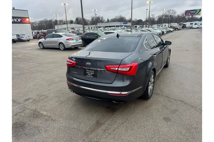 $9980 : 2016 Cadenza 4dr Sdn Premium image 2