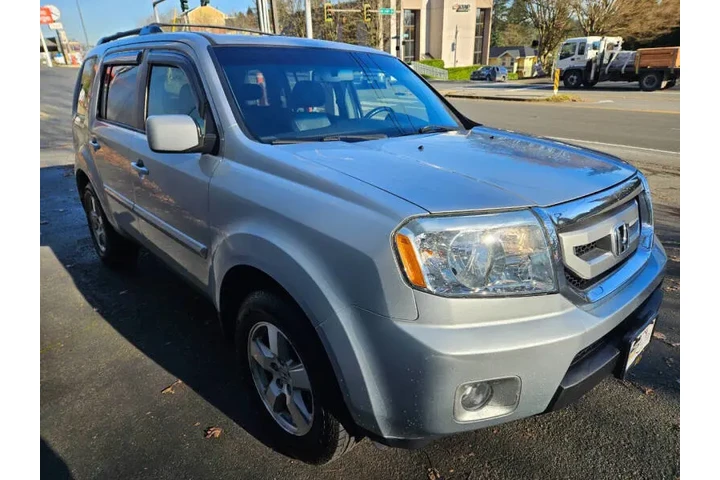 $7999 : 2010 Pilot EX-L image 8