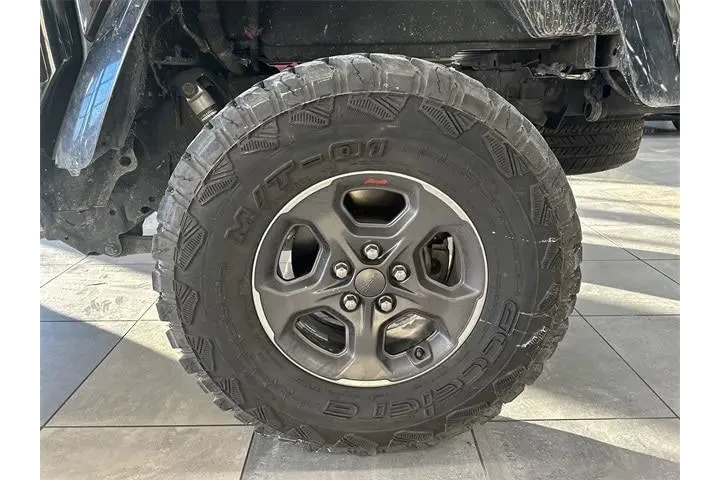 $23000 : Jeep Gladiator 2020 4x4 Spor image 5