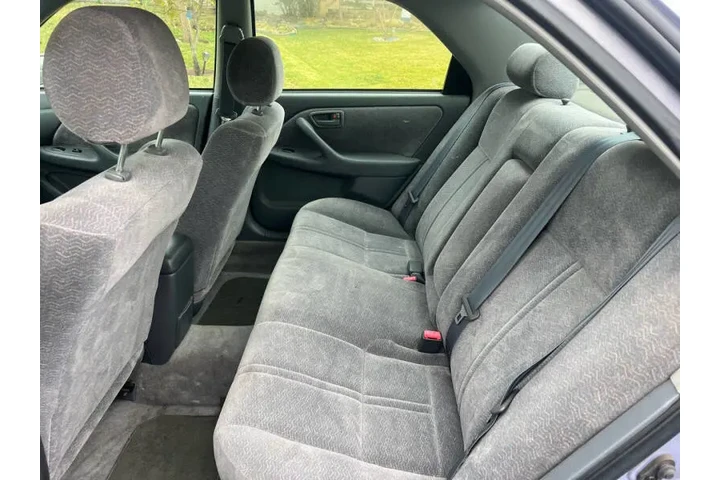 $5100 : 1997 Camry LE image 4