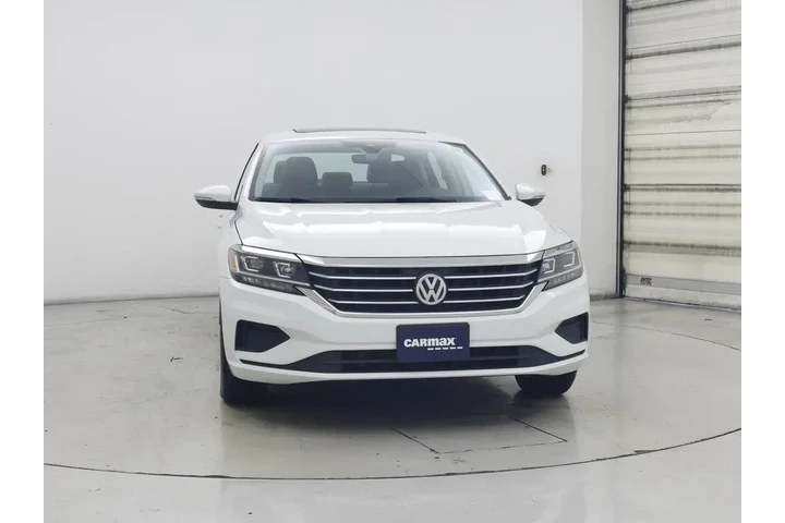 $14599 : Volkswagen Passat 2020 SE 4d image 5