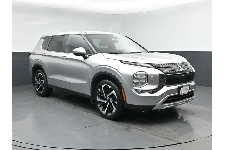 $21995 : Mitsubishi Outlander 2023 AW image 2