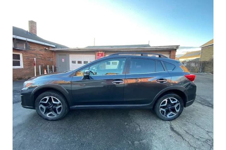 2019 Crosstrek image 5